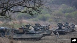 Les tanks américains sont en exercice à Paju, en Corée du sud, le 14 avril 2017.