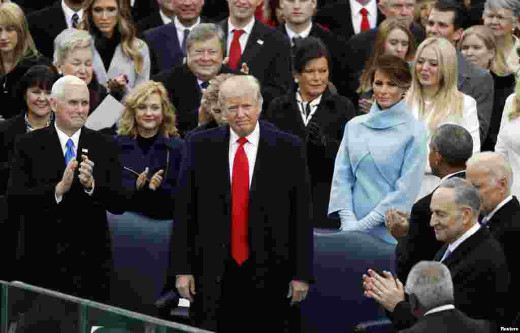 Donald Trump arrive au Capitole pour son investiture, à Washington DC, le 20 janvier 2017.