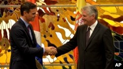 Los gobiernos de Cuba y España acordaron el jueves 22 de noviembre de 2018 profundizar  los lazos bilaterales durante la reunión entre los presidentes Pedro Sánchez, de España, y Miguel Díaz Canel, de Cuba.