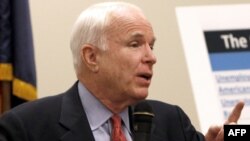 Thượng nghị sĩ McCain nói quyết định rút lại các biện pháp trừng phạt vẫn thuộc vào sự đánh giá tiến bộ cải cách tại Miến Điện