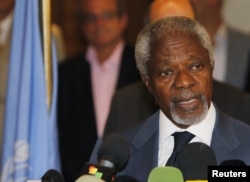 FILE - Former UN Secretary-General Kofi Annan speaks to the media at a hotel after returning from a meeting with Syrian President Bashar al-Assad in Damascus, July 9, 2012.