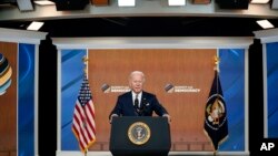 조 바이든 미국 대통령이 10일 민주주의 정상회의에서 폐막연설을 했다.
