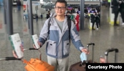 2021年1月28日郭飛雄從廣州白雲機場啟程到上海轉機赴美，當天晚上在浦東機場被禁止出境。（郭飛雄友人分享圖片）