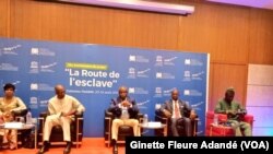 Lors de la journée de la commémoration, à Cotonou, Bénin, le 30 août 2019. (VOA/Ginette Fleure Adandé)