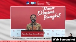 Dirut PT Bio Farma Honesti Basyir dalam telekonferensi pers di Jakarta, Selasa (8:12) mengatakan kandidat vaksin COVID-19 Sinovac akan segera di uji mutunya bersama BPOM (Foto: VOA).