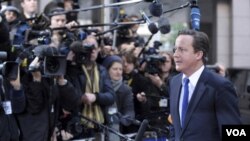 PM Inggris David Cameron menghadiri pertemuan Uni Eropa di Brussels (23/10). Parlemen dan rakyat Inggris menghendaki peninjauan kembali keanggotaan Inggris dalam Uni Eropa (foto:dok).