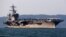 Tàu sân bay Mỹ USS Carl Vinson đậu tại cảng Đà Nẵng, 5/3/2018 (REUTERS/Kham)