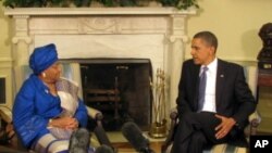 Liberian President Ellen Johnson Sirleaf with President Barack Obama (file photo).