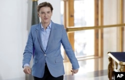 Arhiva - Premijerka Srbije Ana Brnabić