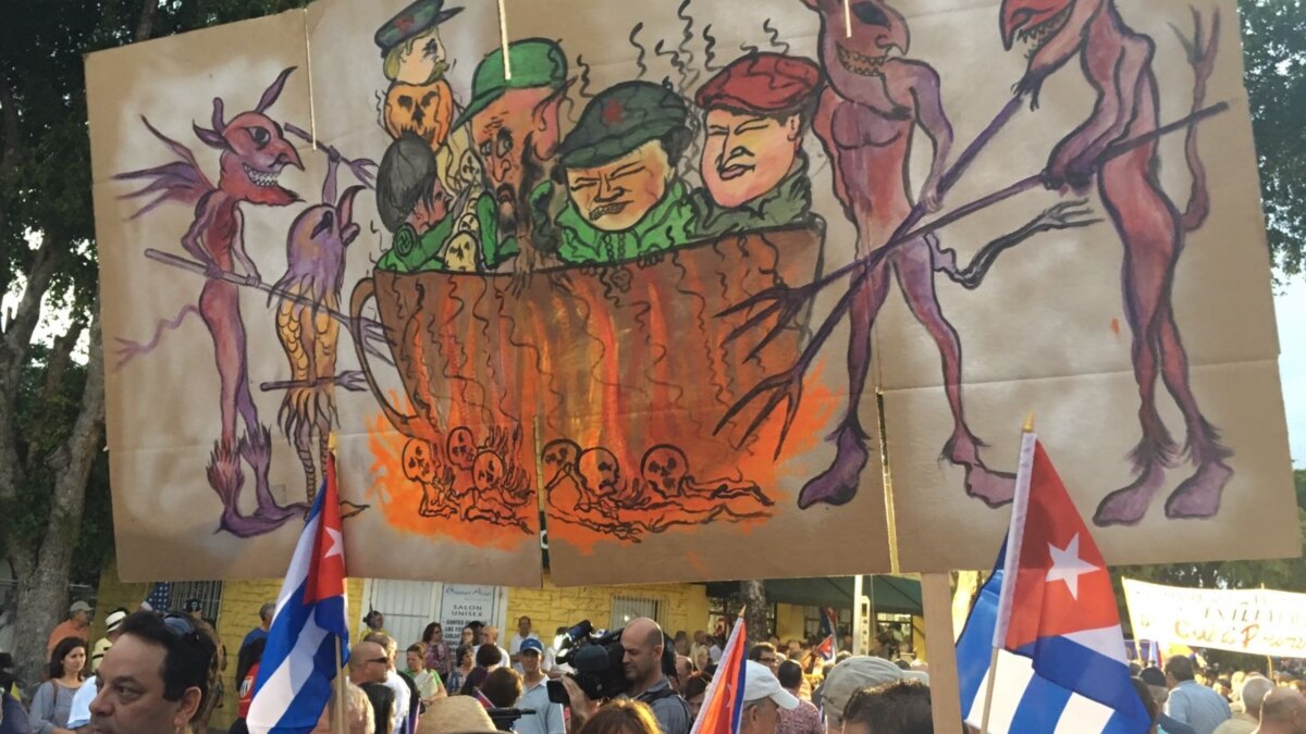 Cuba detains dissident artist for celebrating Castro's death