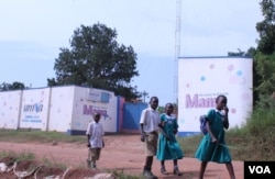 Mama FM is a community radio station challenging stereotypes by covering issues that affect normal Ugandan women, Kampala, June 18, 2014. (Hilary Heuler/VOA)