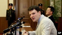 Otto Warmbier étudiant américain condamné à 15 ans de travaux forcés en Corée du Nord