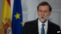 Le Premier ministre espagnol Mariano Rajoy lors d'une conférence de presse à Madrid, en Espagne, le vendredi 22 décembre 2017.