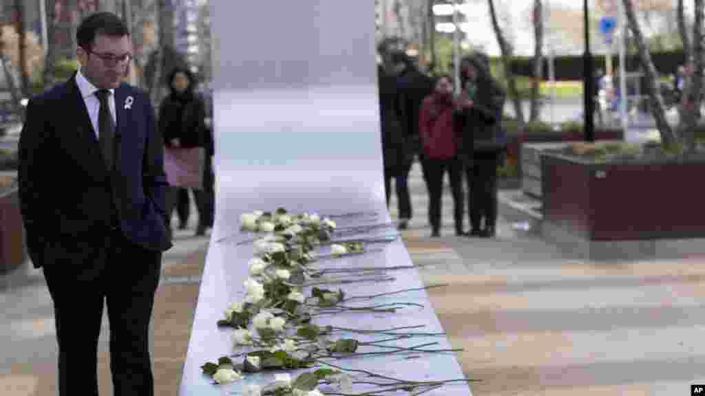 Un service d&#39;anniversaire d&#39;un an pour les victimes des attentats de Bruxelles à Bruxelles le 22 mars 2017.