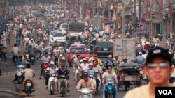 FILE - Motorbikes fill Vo Di Nguy Street in Ho Chi Minh City. (Hai Do)