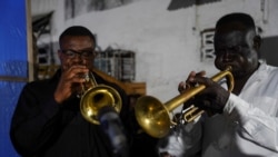 Musicians from the Bana OK music group play at La Septante on September 24, 2021. (REUTERS/Hereward Holland)