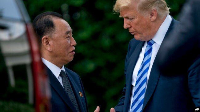 Đặc sứ Triều Tiên Kim Yong Chol gặp Tổng thống Trump hôm 18/1.