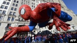The Spiderman balloon makes its down Central Park West during the 87th Macy's Thanksgiving Day Parade in New York November 28, 2013. 