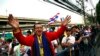 Người biểu tình tấn công các doanh nghiệp liên hệ với Thủ Tướng Thái