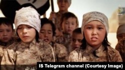 School children in an Islamic State-run boot camp.