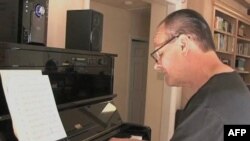 Konrad Pope përmes muzikës tregon historinë e artistes Merlin Monro