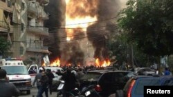 Ledakan bom mengguncang Beirut selatan hari Kamis (2/1). 