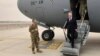 Jefe del Pentágono realiza visita no anunciada a Kabul