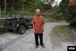 Asih has been the juru kunci, or spiritual caretaker, of Mount Merapi since 2011. (K. Varagur for VOA)