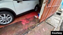 Situasi di rumah orang tua dan kerabat aktivis Veronica Koman yang menjadi sasaran teror pada Minggu (7/11). (Foto: Courtesy)