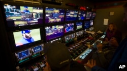 The World Series was broadcast live for the first time using the new ATSC 3.0 TV transmission standard on experimental station Channel 31 in Cleveland, Oct. 26, 2016.