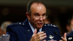 Komandan militer tertinggi Pakta Pertahanan Atlantik Utara (NATO), Jenderal Philip Breedlove.