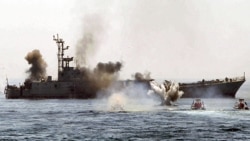 ایران می گوید کشتی های جنگی از کانال سوئز خواهند گذشت