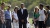奥巴马：为纪念遇难者美国决心保护自己