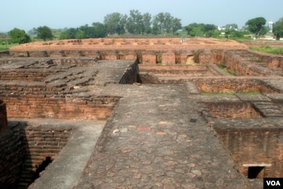 Tabiatda rus fohishalar bilan porno