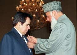 حکومتِ پاکستان نے 1998 میں دلیپ کمار کو اعلیٰ سویلین ایوارڈ 'نشانِ امتیاز' سے نوازا تھا۔