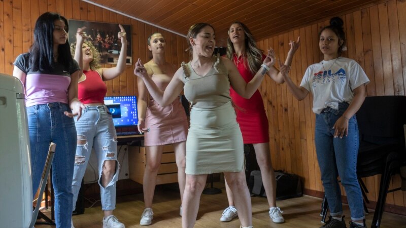 Serbian Roma Band Sings for Women’s Rights