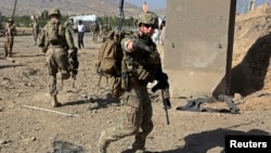 나토 국제안보지원군(ISAF) 소속으로 아프가니스탄에 주둔중인 미군 병사들. (자료사진)