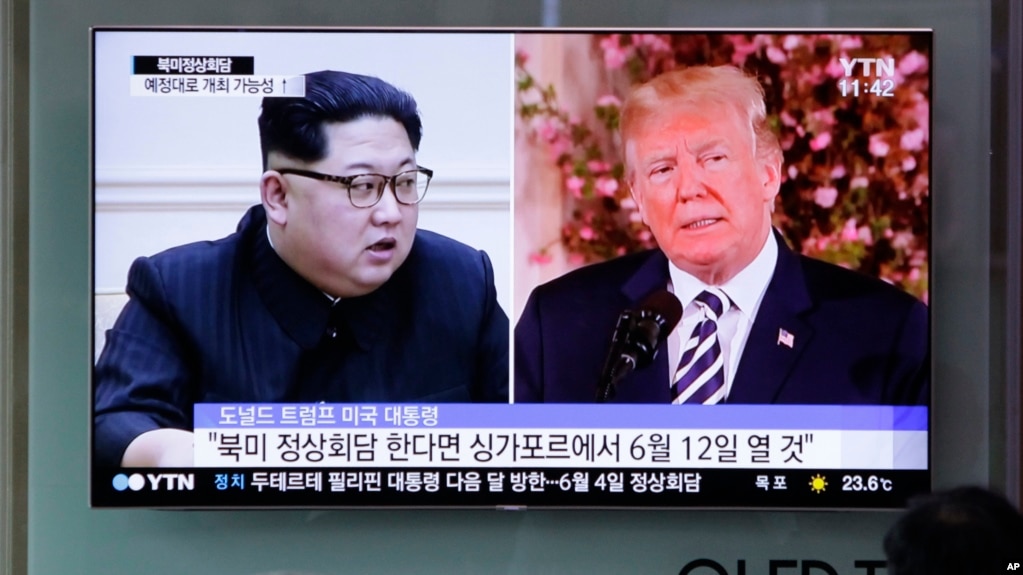 Donald Trump y el líder norcoreano Kim Jong Un La cumbre entre los dos sigue adelante como estaba planeada para la semana próxima en Singapur