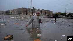 کراچی میں بارش رحمت کے بجائے زحمت