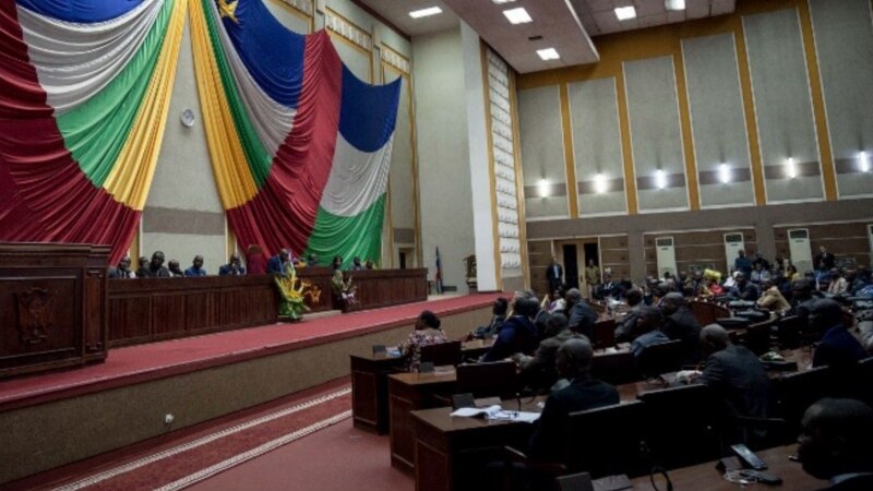 Centrafrique: une loi encadre la 