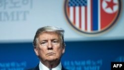 Le président des États-Unis, Donald Trump, après le deuxième sommet des États-Unis et de la Corée du Nord à Hanoi, le 28 février 2019.