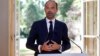 A Tunis, le Premier ministre français appelle à préférer "l'utile" à "l'éclat"