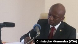 Alain Nyamitwe, à l'hotel Outlook Best Hotel à Bujumba au Burundi (Christophe Nkurunziza/VOA)