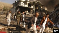 در بمب گذاری انتحاری در افغانستان ۸ تن کشته شدند
