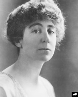 美国第一位女众议员珍妮特.兰肯