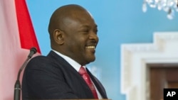 Le président burundias, Pierre Nkuruziza reçu par le sécretaire d'état américain