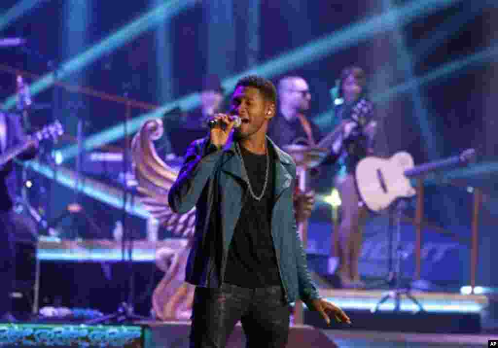 Usher performing at Madison Square Garden in New York City earlier this year