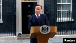 PM Inggris David Cameron memberikan pernyataan kepada media di London, sehari setelah referendum Skotlandia menolak pemisahan dari Inggris (19/9).