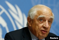 FILE - Peter Sutherland, special representative of the United Nations Secretary general for migration and development, addresses a news conference on the current migrants crisis in Geneva, Switzerland, Sept. 8, 2015.