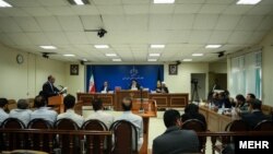 عکس آرشیوی از دادگاه ویژه رسیدگی به جرایم مفسدان و اخلالگران 